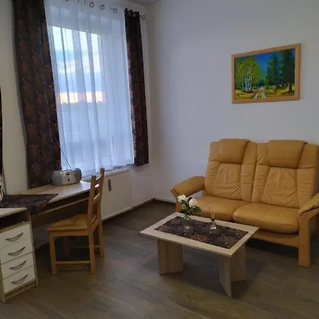 Homestay Monteurzimmer Ez Gross *